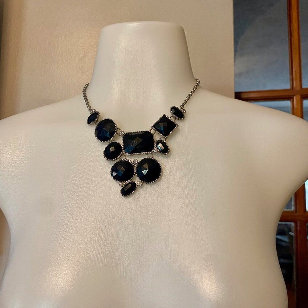 Black Faceted Statement Necklace Silver Tone Bib Necklace - Picture 2 of 2